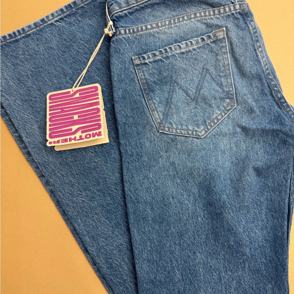 BRAND NEW!! MOTHER Women's Bootcut Jean - Picture 2 of 10